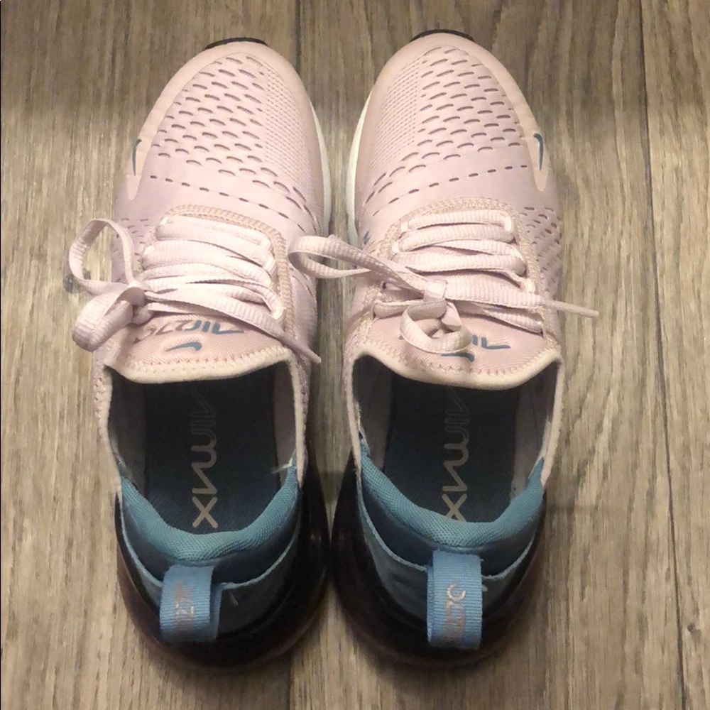 Air Max 270